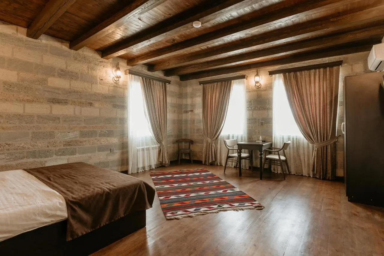 Sazeli Old Baku Hotel
